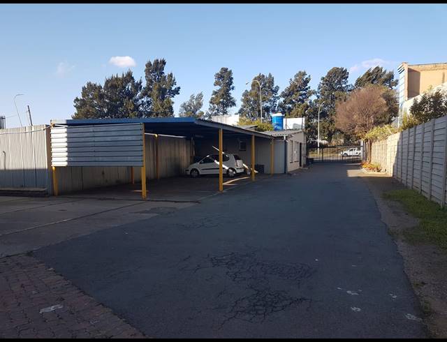 848M² WAREHOUSE TO LET IN ANDERBOLT